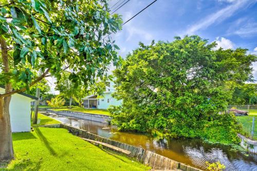 Elegant Lake Worth Escape Less Than 5 Mi To Beach!