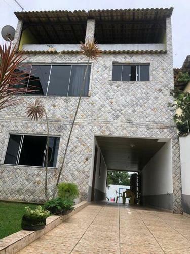 Apenas 100 Metros Da Praia, Casa Espa�osa E Calma