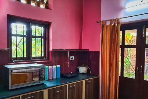 Country Villa With Modern Amenities, Santiniketan