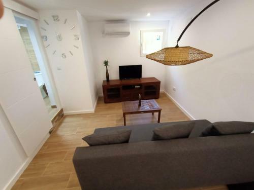 Apartment In Villa Falconera In Gandia