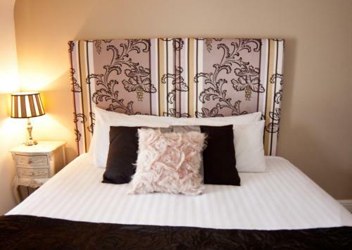 Hostal 7 Cross Street Boutique Townhouse