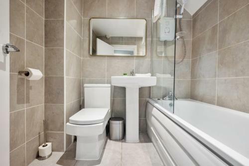Host Apartments - Georgian Quarter Cosy Retreat
