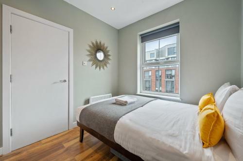 Host Apartments - Georgian Quarter Cosy Retreat
