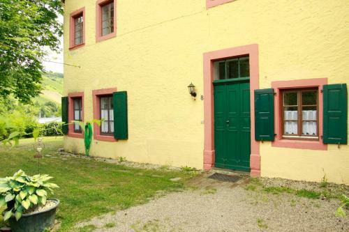 Apartamento Abtei - Wohnen Auf Einem Historischen Weingut