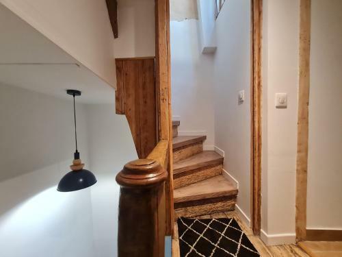 Apartamento Triplex Avec Vue Sur Place Du Centre Historique.
