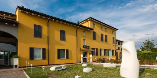 Hotel Forlanini 52