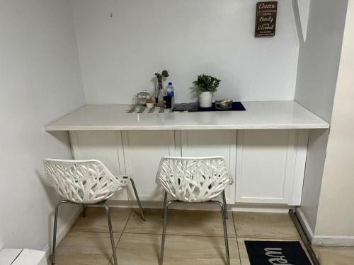 Semi-luxury 2 Bedroom In Uptown Bronx Wakefield