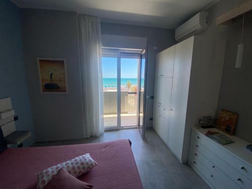 Hostal Oltremare Rooms