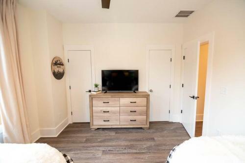 Apartamento Hottub/deck W/ Bar/parking Blueridge@ Main&pine