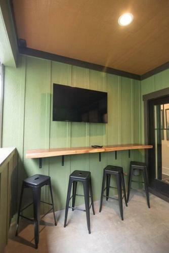 Apartamento Hottub/deck W/ Bar/parking Blueridge@ Main&pine