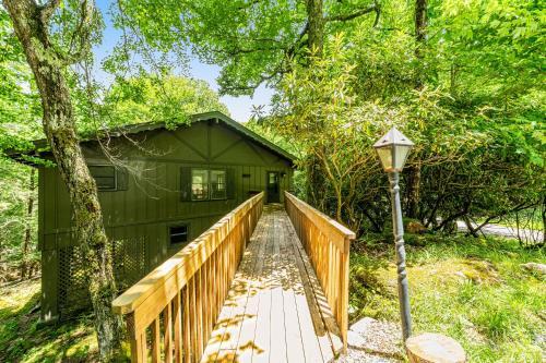 Twin Creeks Cabin