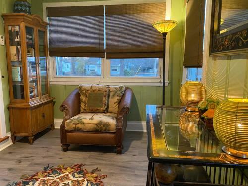 Uptown Oasis Eclectic Cottage