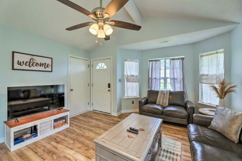 Lovely Jacksonville Home With Backyard And Patio!