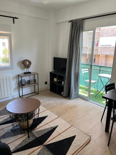 Apartamento Reformado Muy Cerca Del Parque Grande
