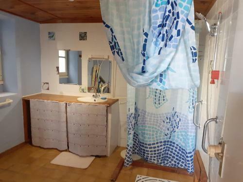 Les G�tes Du H�ron Cendr� Mimosas Et Amandiers