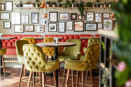 Hotel Oyster House