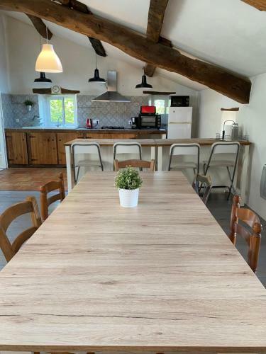 Le G�te Bleu de La Ferme Accroch� � La Colline