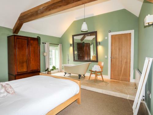 Clynnog House