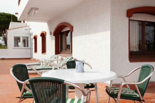 Apartamento Con Gran Terraza En Empuriabrava