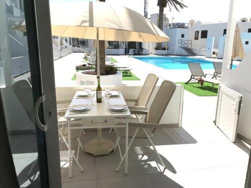 Apartamento Air-conditioned 2 Bedroom Poolside Apt - Free Wifi