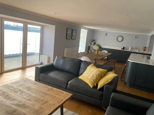 Contemporary Living With Amazing Views. Pembrokeshire