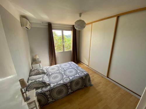 Maison de Village Avec Jardin Et Vue D�gag�e