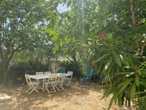 Maison de Village Avec Jardin Et Vue D�gag�e