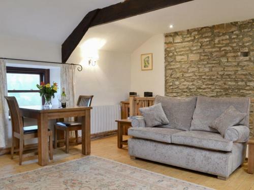 Swallowholm Cottages 6