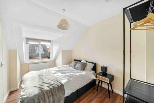 ?4 Bed Townhouse?10guests? Garden?wifi & Netflix?