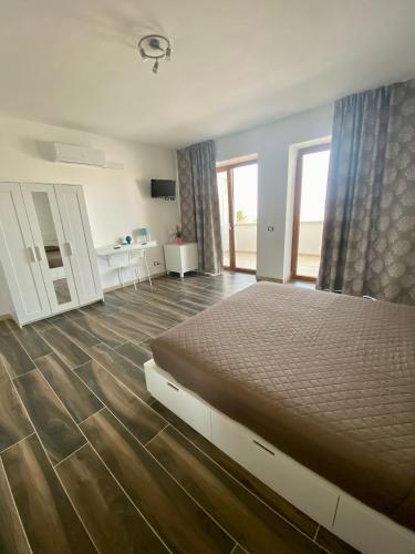 Hostal Manfredi Sea Room