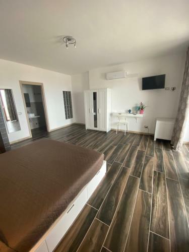 Hostal Manfredi Sea Room