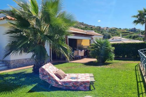 Villa Top Location - Tranquility - Pool - Garden & Sea View