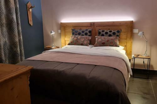 Villa Top Location - Tranquility - Pool - Garden & Sea View