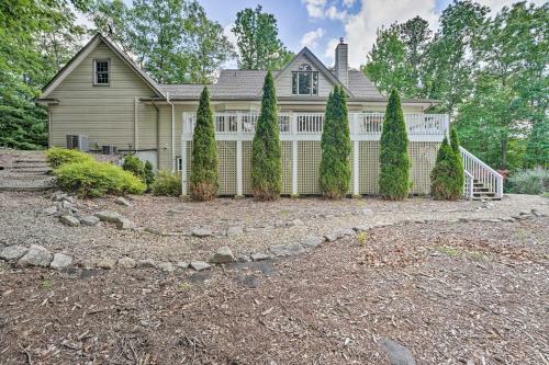 Grand Pisgah Forest Home On Secluded 5 Acres!