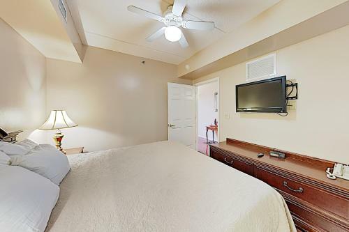 River View Suite 203