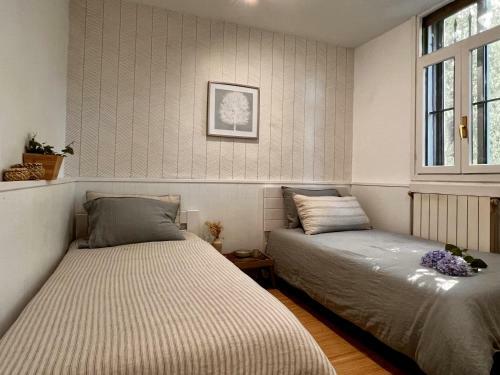 Basque Retreat. Flower Suite