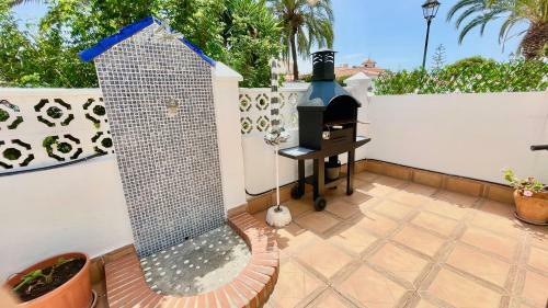 Chalet En Primera L�nea Con 150m2 de Jard�n Privado