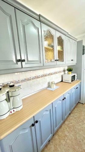 Chalet En Primera L�nea Con 150m2 de Jard�n Privado