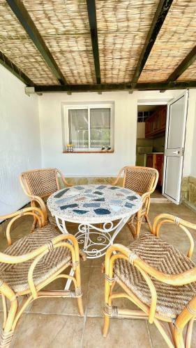 Chalet En Primera L�nea Con 150m2 de Jard�n Privado