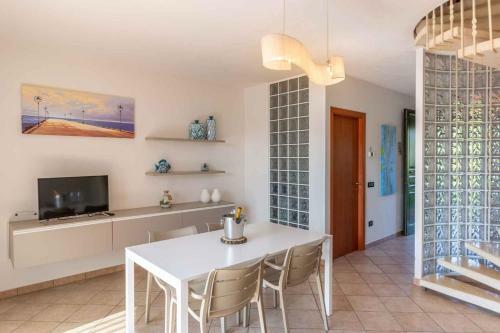 Apartamento Houses And Apts In Albarella 24882