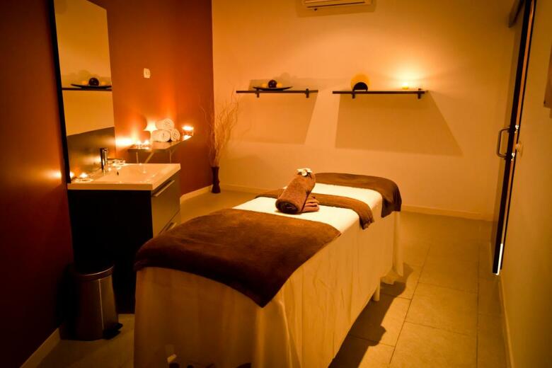 Hotel Bah�a De Almu��car