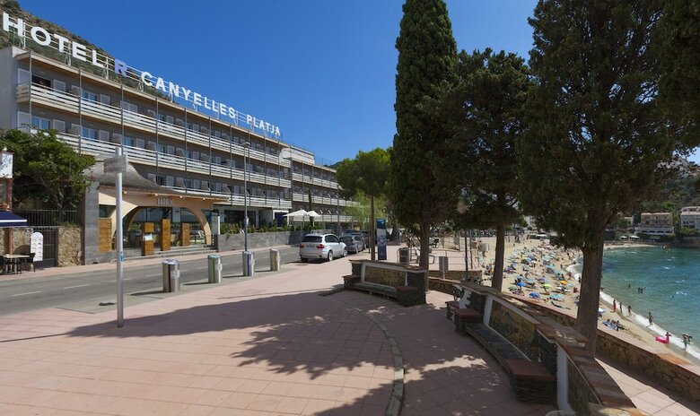 Canyelles Playa Hotel