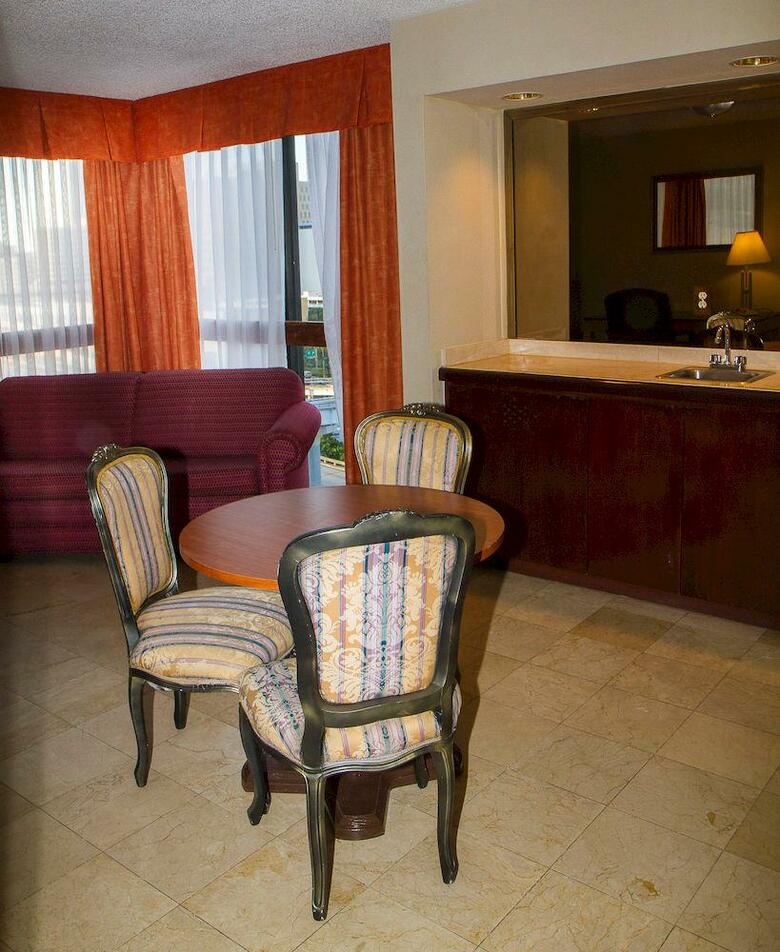 River Park Hotel Suites Port Of Miami