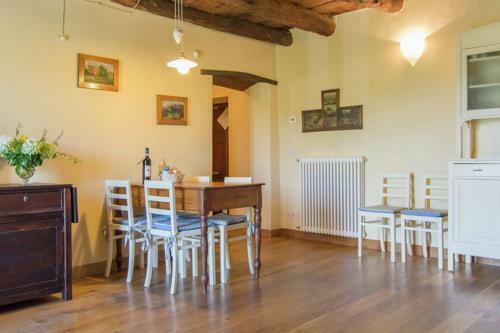 Agroturismo Castello Di Grillano Guest House
