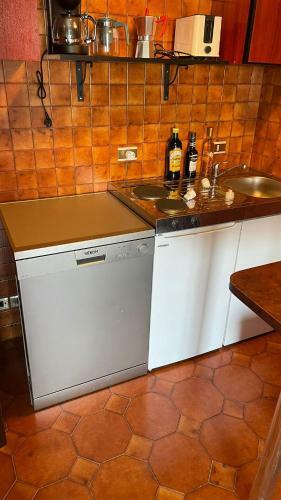 Apartamento Sch�ne Ferienwohnung Mit Terrasse Und Seeblick