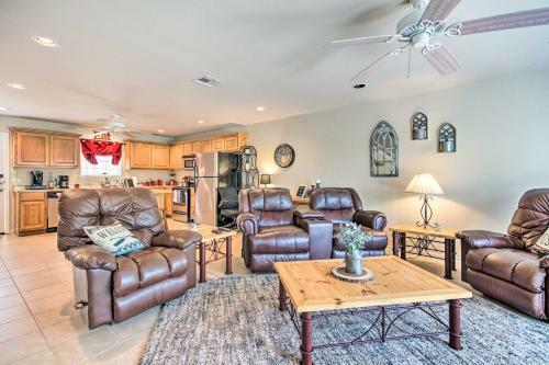 Cozy Eucha Townhome With Deck And Lake Access!