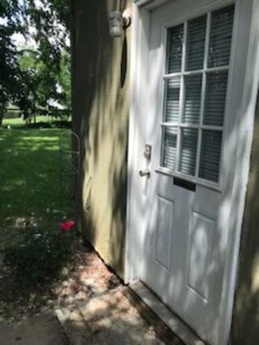 4 Bed Cowboy Home1 Mi Fort Sill- Weekly Rates!