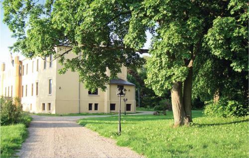 Herrenhaus Mit Pool
