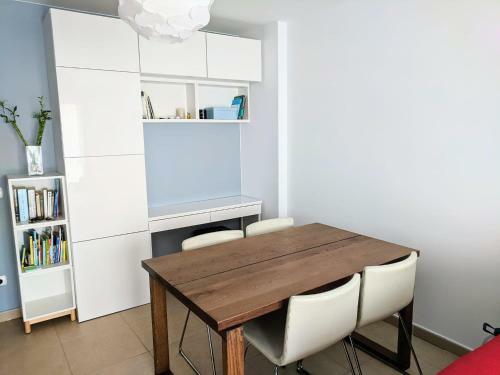 Espacioso Apartamento De 2 Dormitorios
