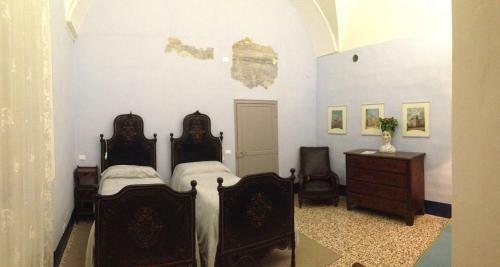 Castello Sannazzaro B&B